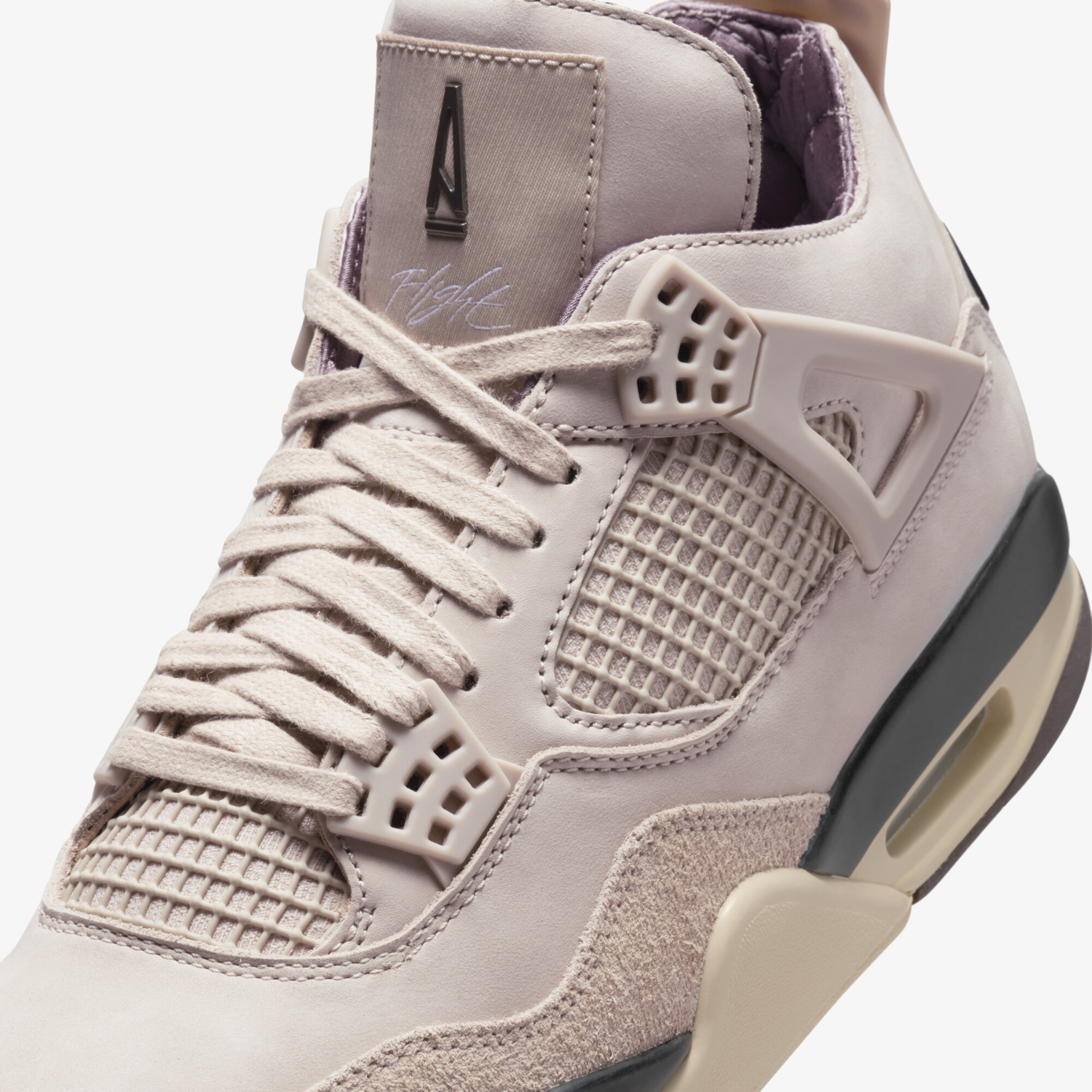 A-Ma-Maniere-Air-Jordan-4-Retro-While-you-were-sleeping-unfazed-5