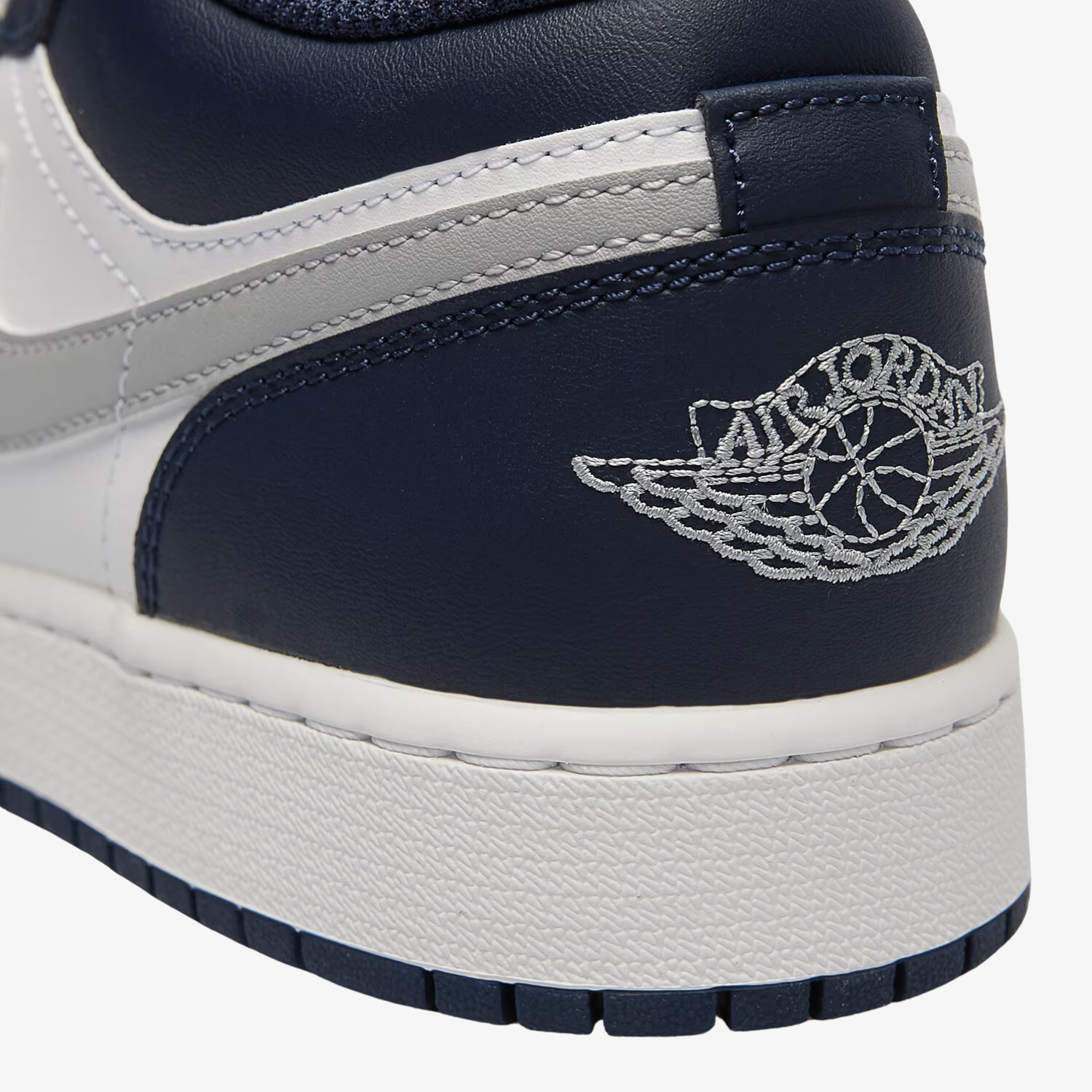 Air Jordan 1 Low "Midnight Navy"