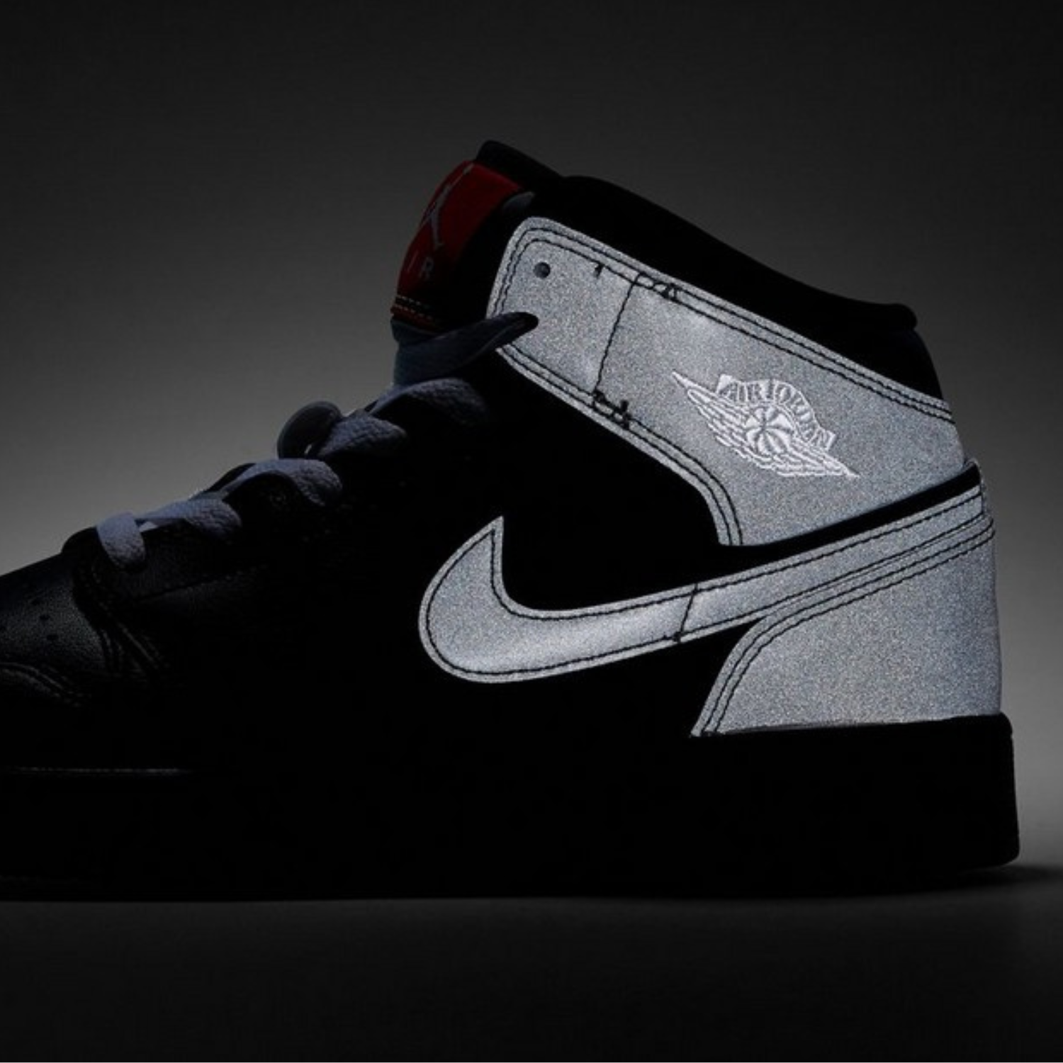 Air Jordan 1 Mid "Black Metallic Reimagined"