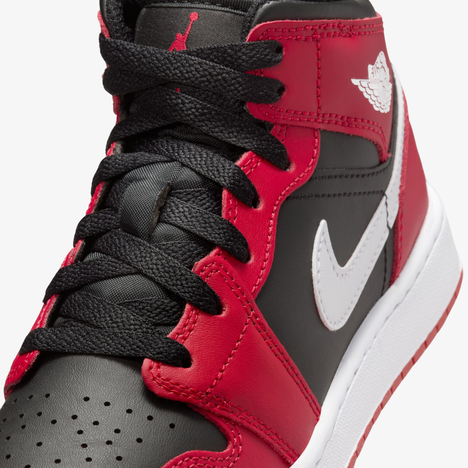 Air Jordan 1 Mid "Chicago"