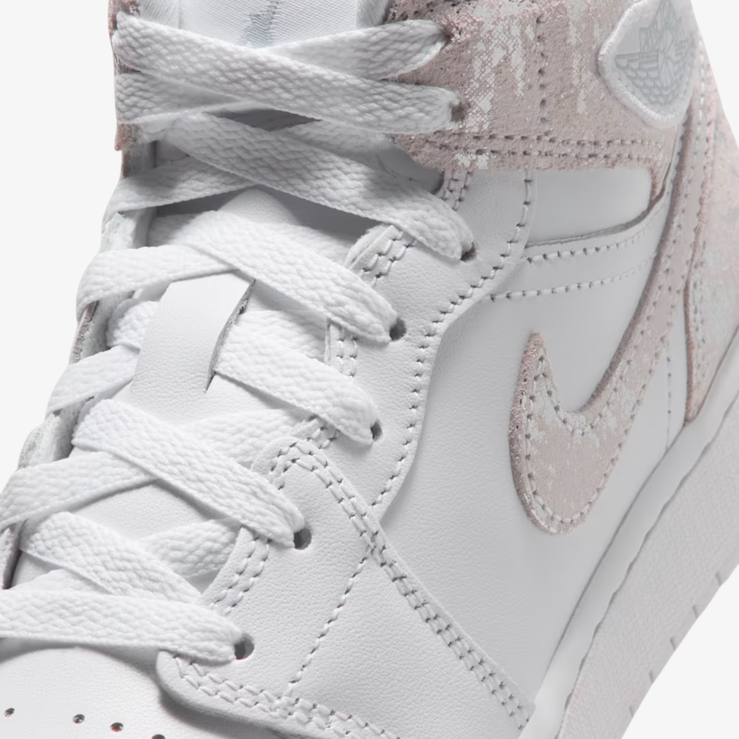 Air Jordan 1 Mid " Distressed White"