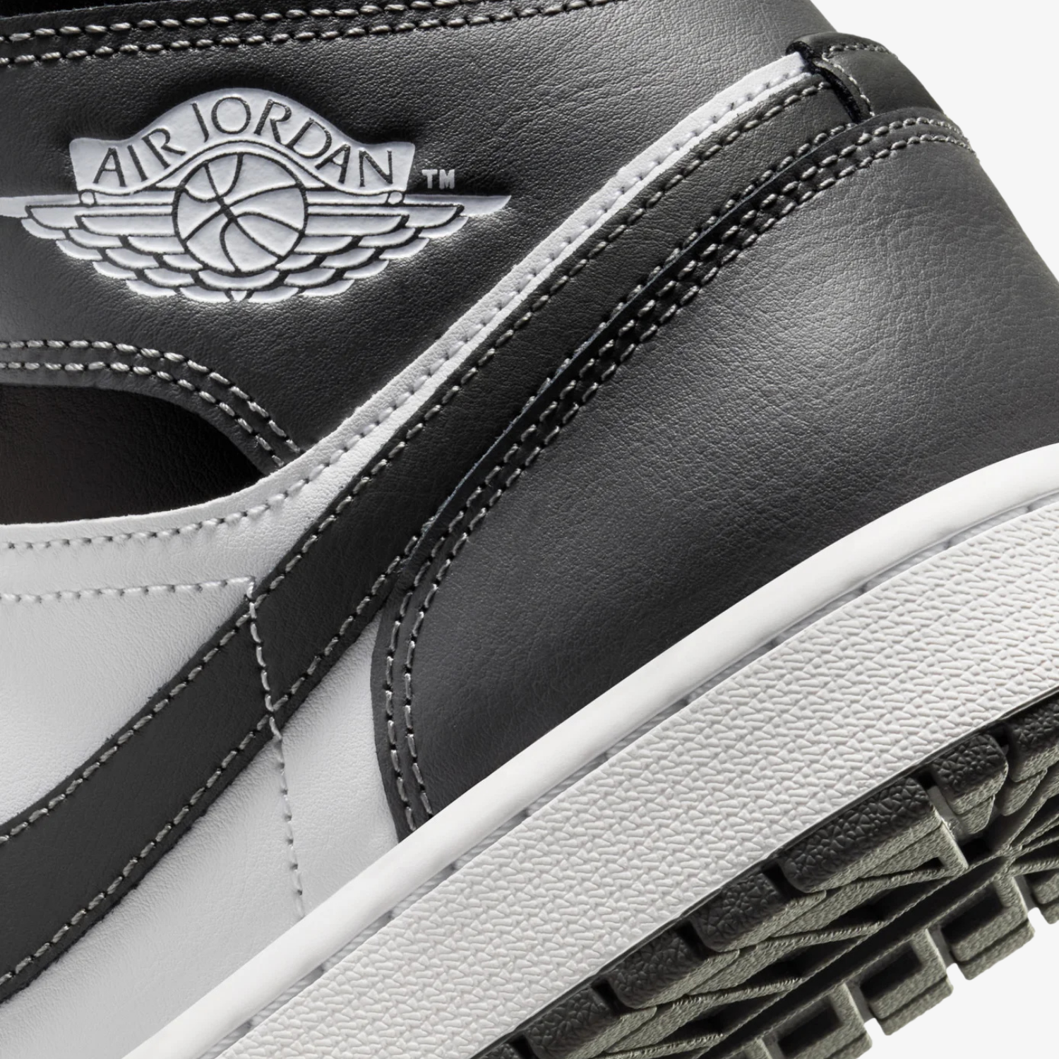 Air Jordan 1 Mid "Iron Grey"