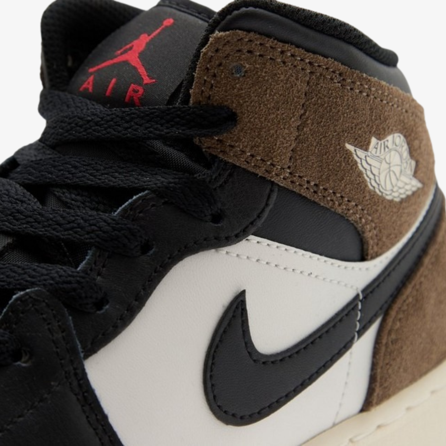 Air Jordan 1 Mid "Palomino"