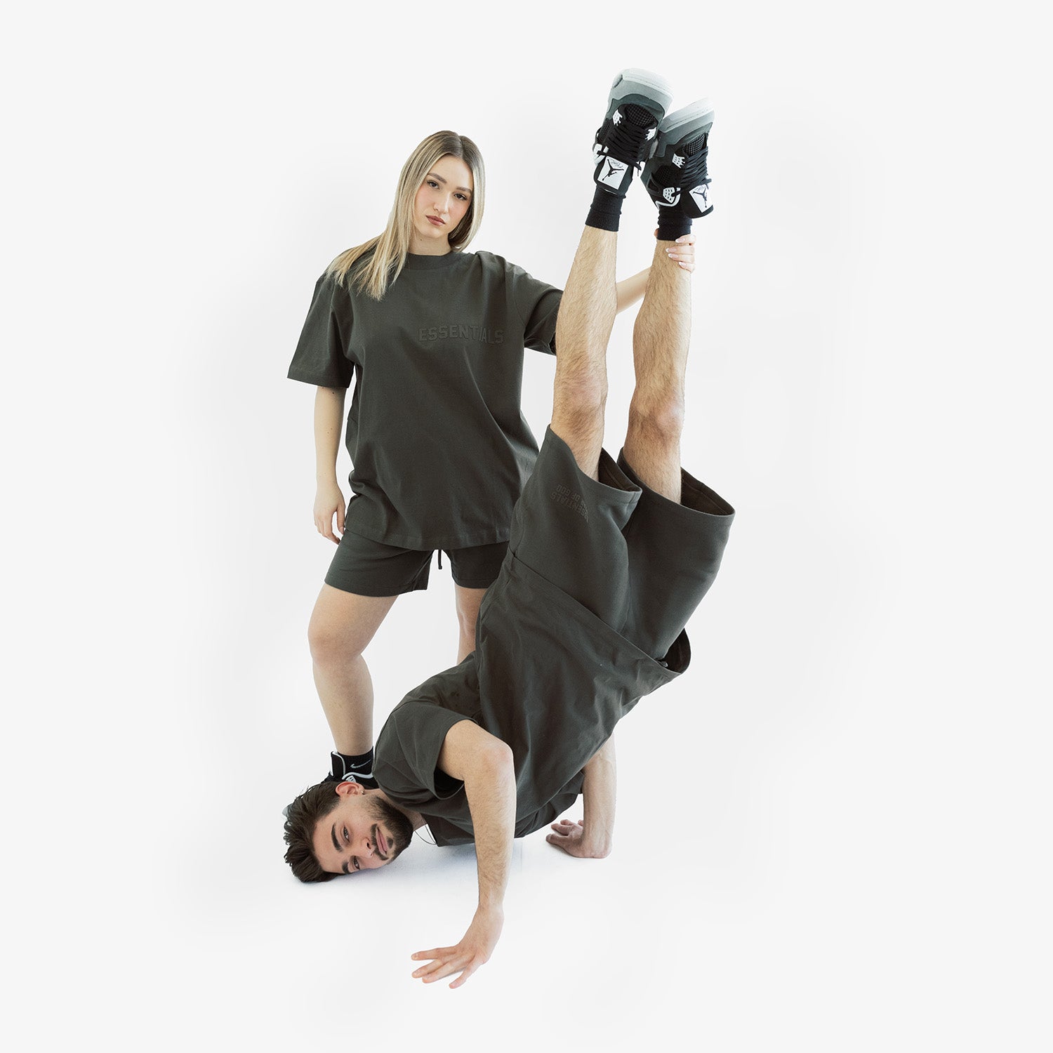 Set Tricou & Pantaloni Scurti Essentials Fear of God "Off Black"