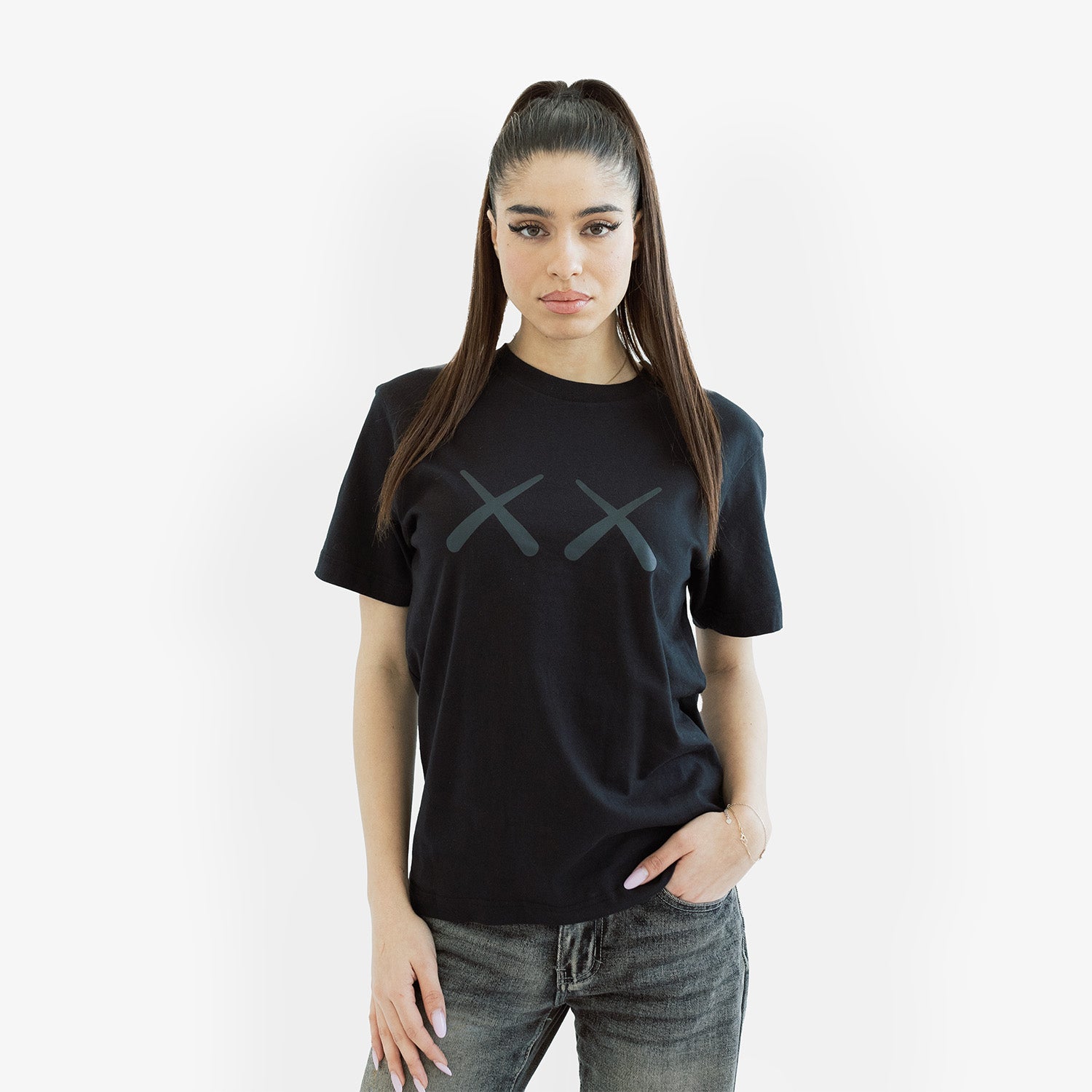Tricou KAWS x Uniqlo Warhol "Black Graphic"