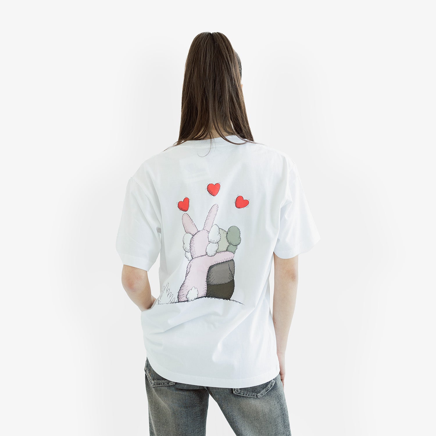 Tricou KAWS x Uniqlo Warhol "White Heart"