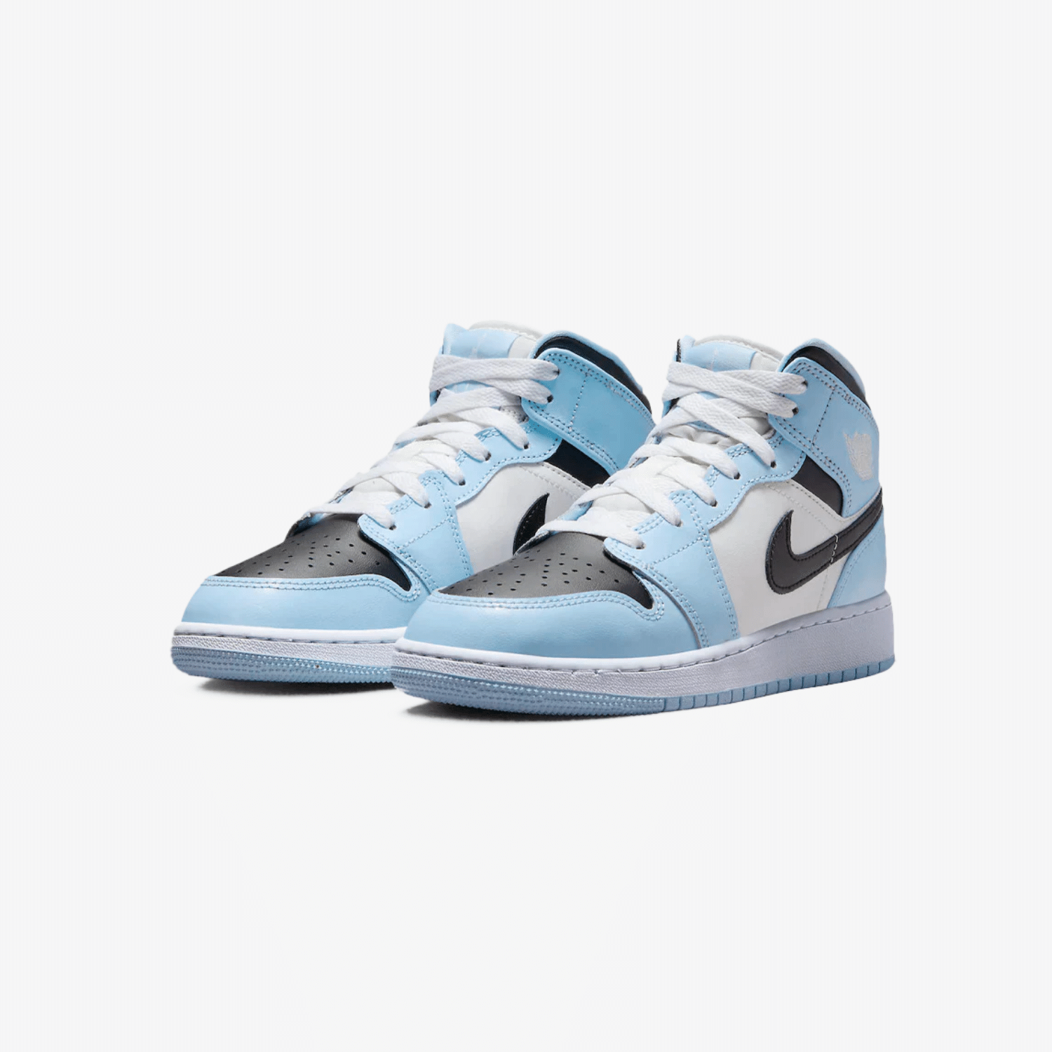 air-jordan-1-mid-ice-blue-555112-401-unfazed-2