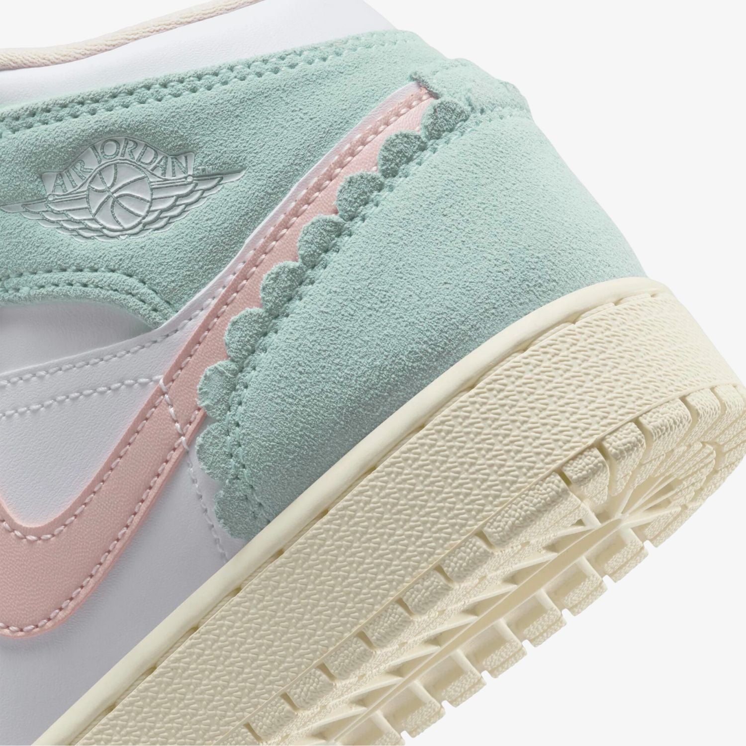 air-jordan-1-mid-pink-oxford-unfazed-6