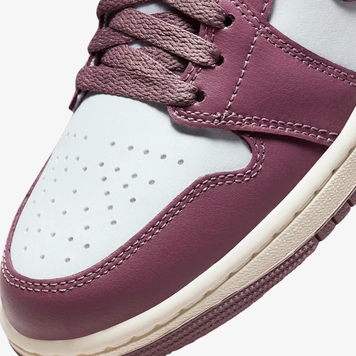 air-jordan-1-mid-sky-mauve-unfazed-5