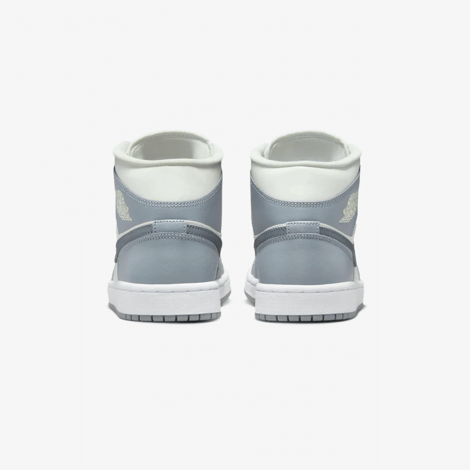 air-jordan-1-mid-stealth-BQ6472-115-unfazed-3