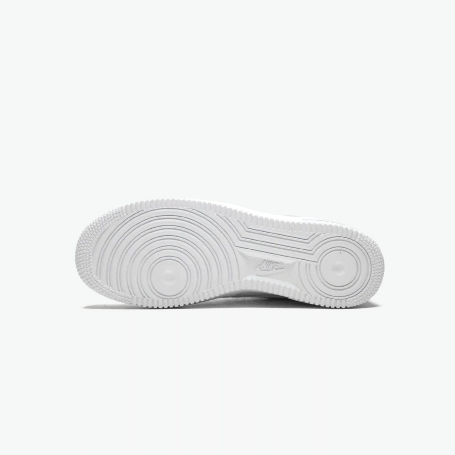 nike-air-force-1-low-triple-white-DD8959-100-unfazed-4