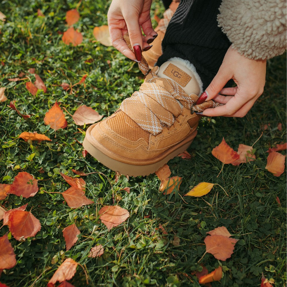UGG Lowmel "Chestnut"