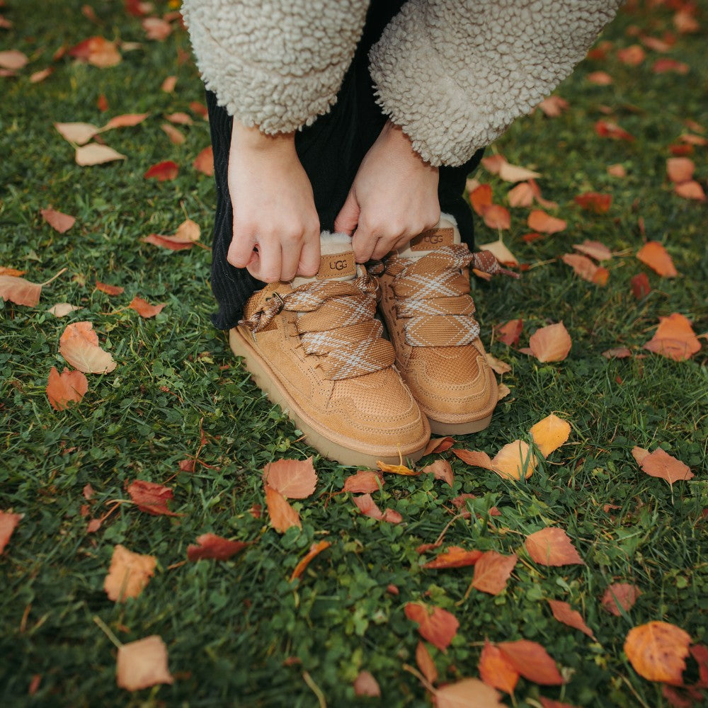 UGG Lowmel "Chestnut"
