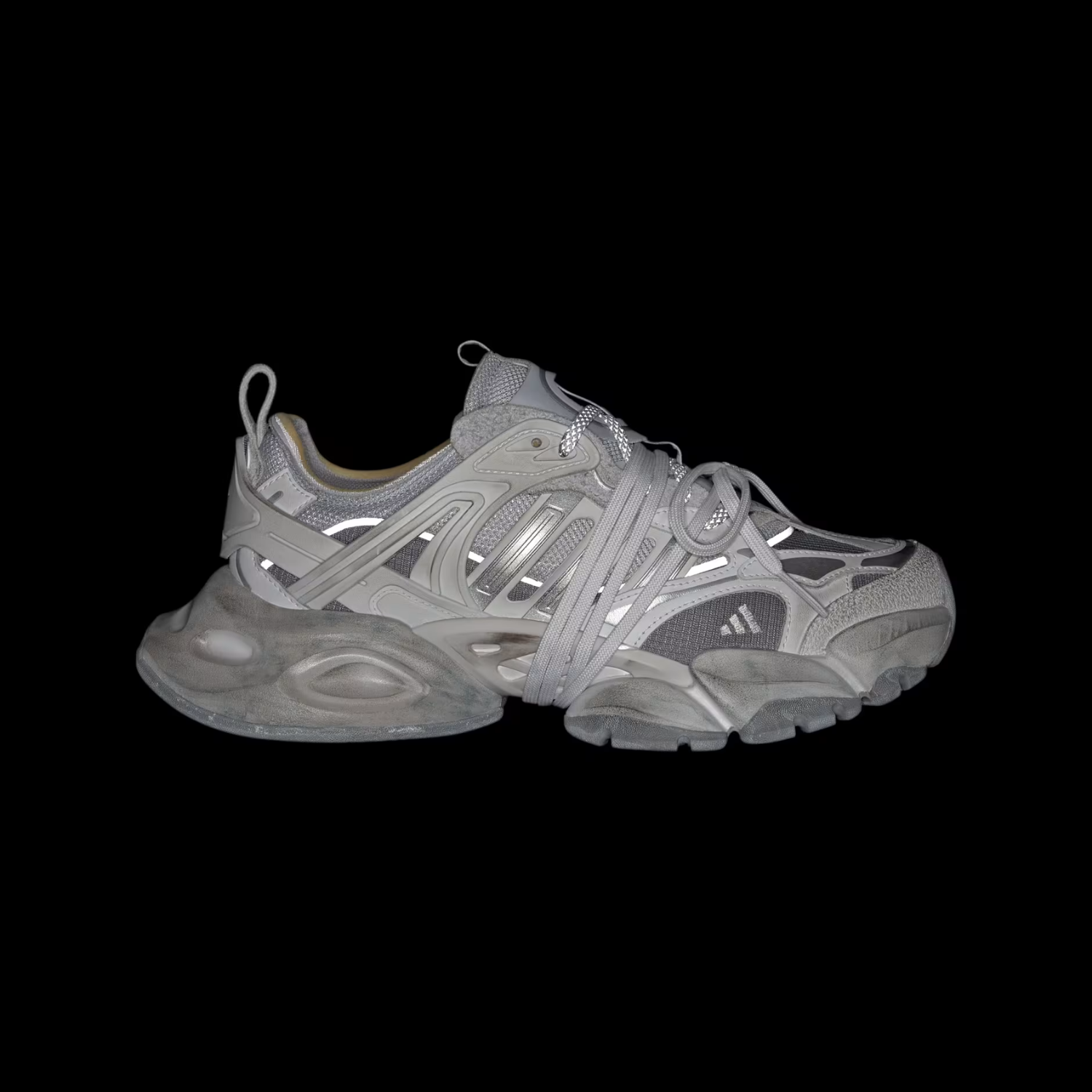 美品 adidas XLG RUNNER DELUXE 27.5 Adidas XLG Runner Deluxe Beige - KICKOUT