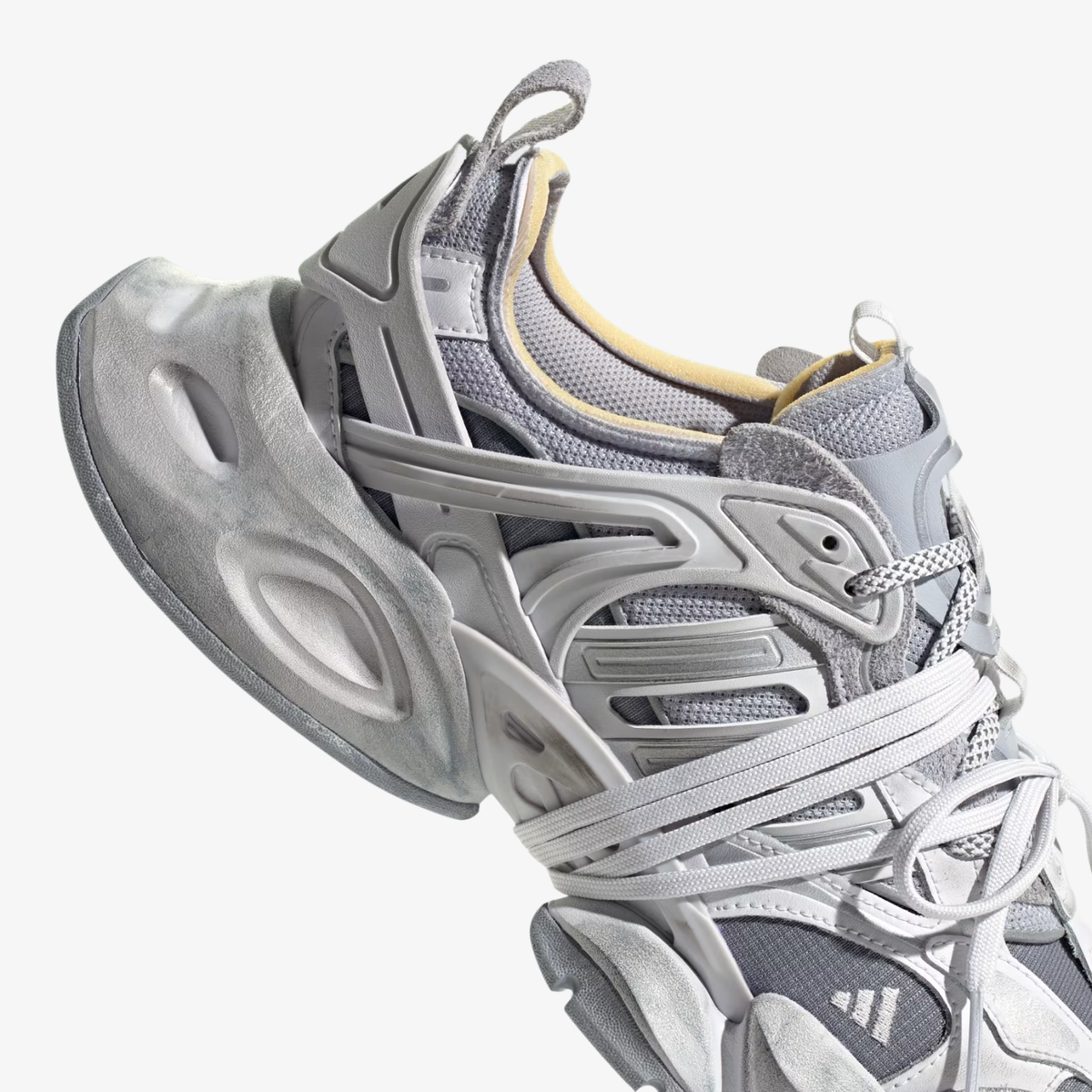 Adidas XLG Runner Deluxe 