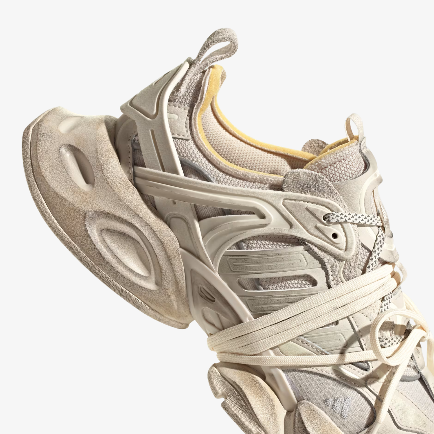美品 adidas XLG RUNNER DELUXE 27.5 Adidas XLG Runner Deluxe Beige - KICKOUT