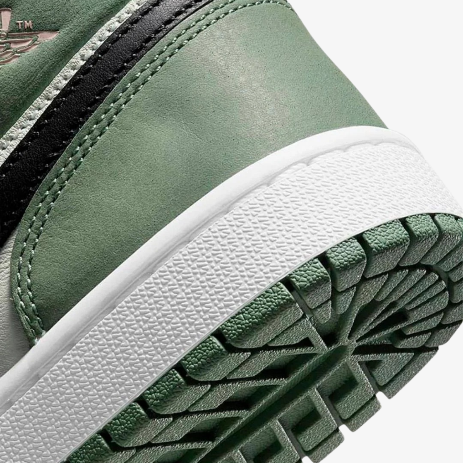 Air Jordan 1 Mid 
