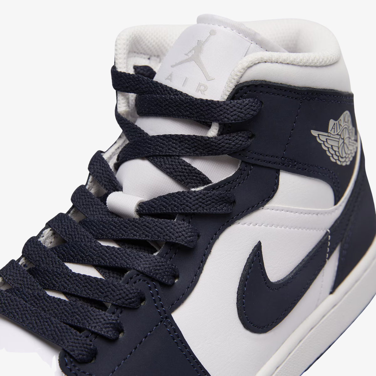 Air Jordan 1 Mid "Obsidian"