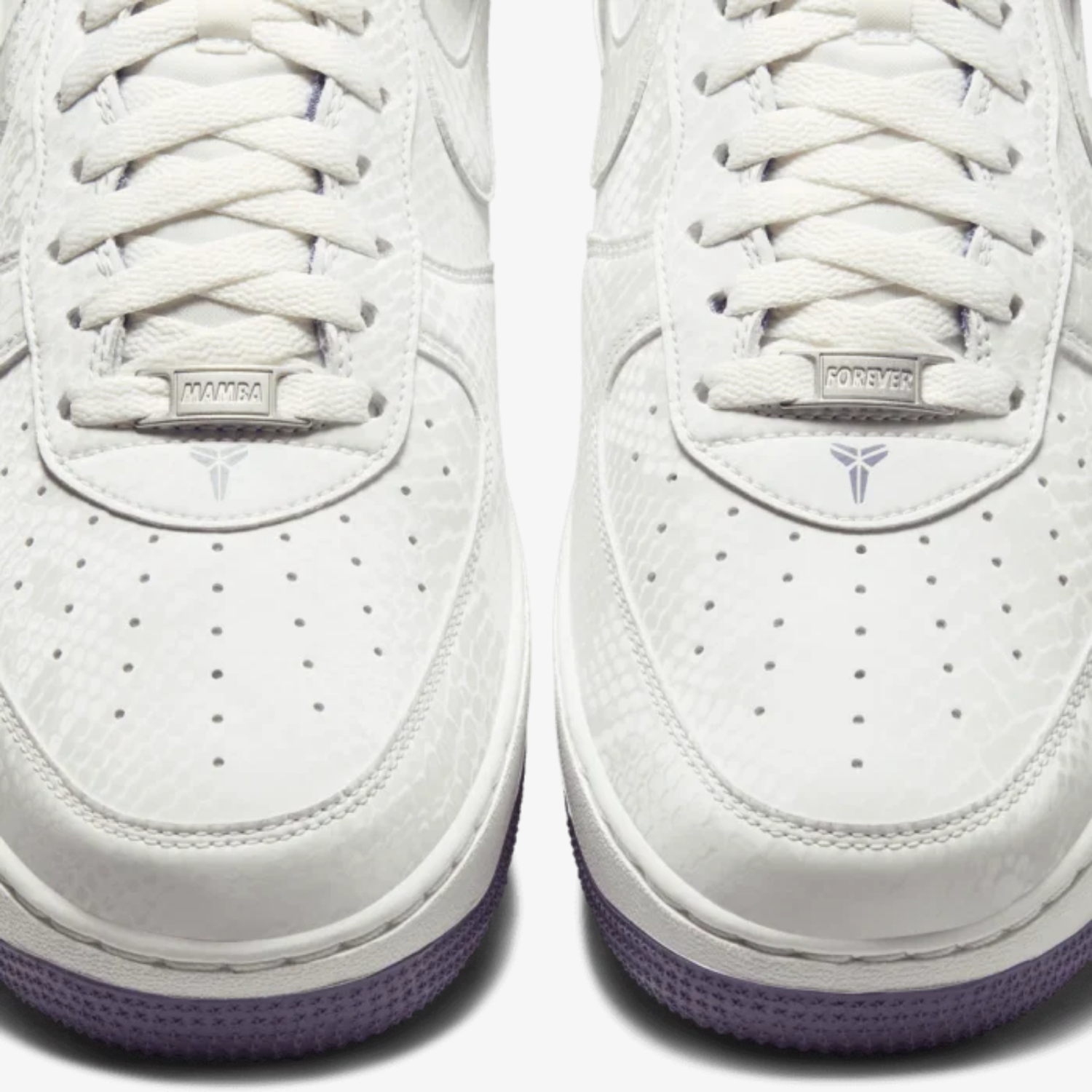 Kobe x Nike Air Force 1 Low „Daybreak“