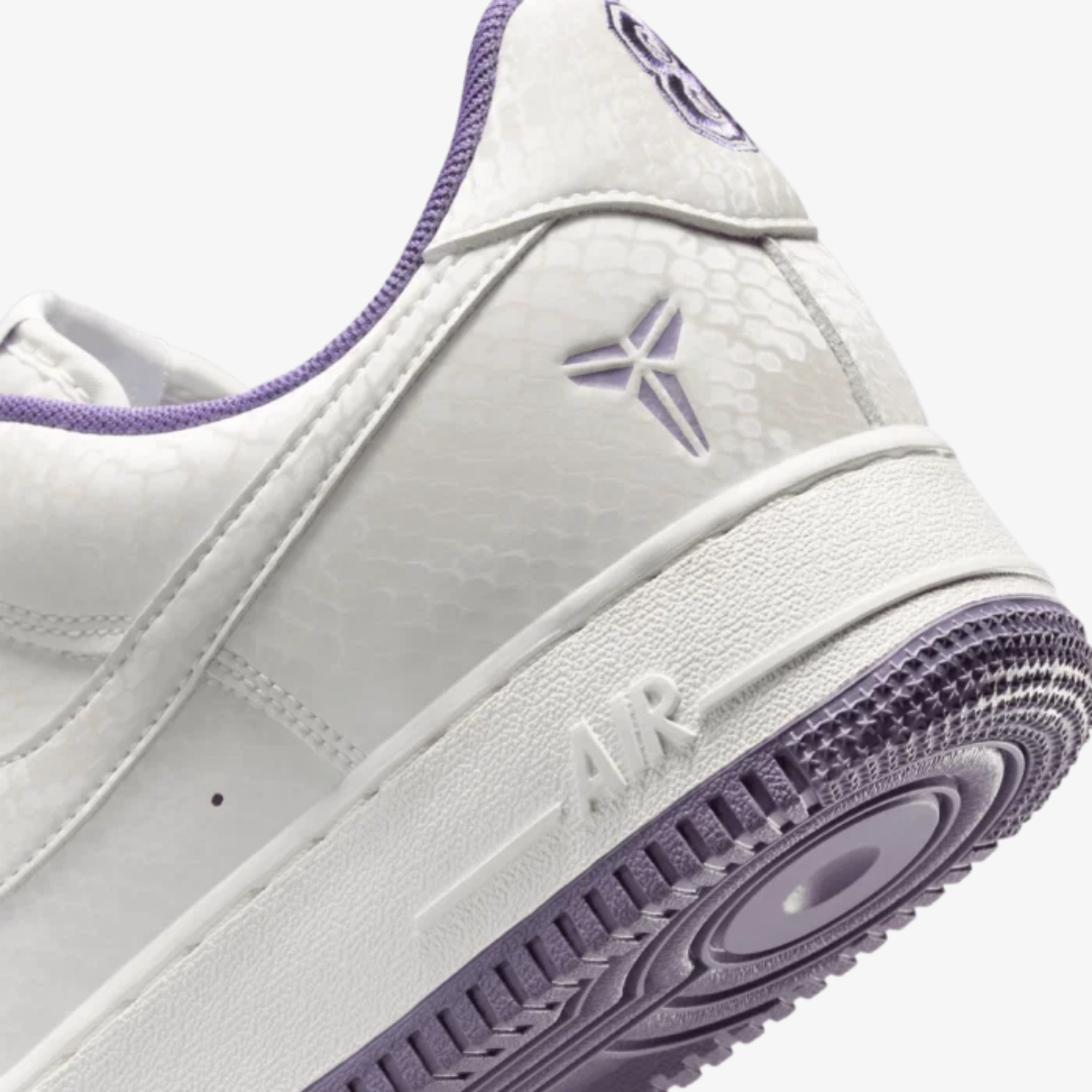 Kobe x Nike Air Force 1 Low „Daybreak“