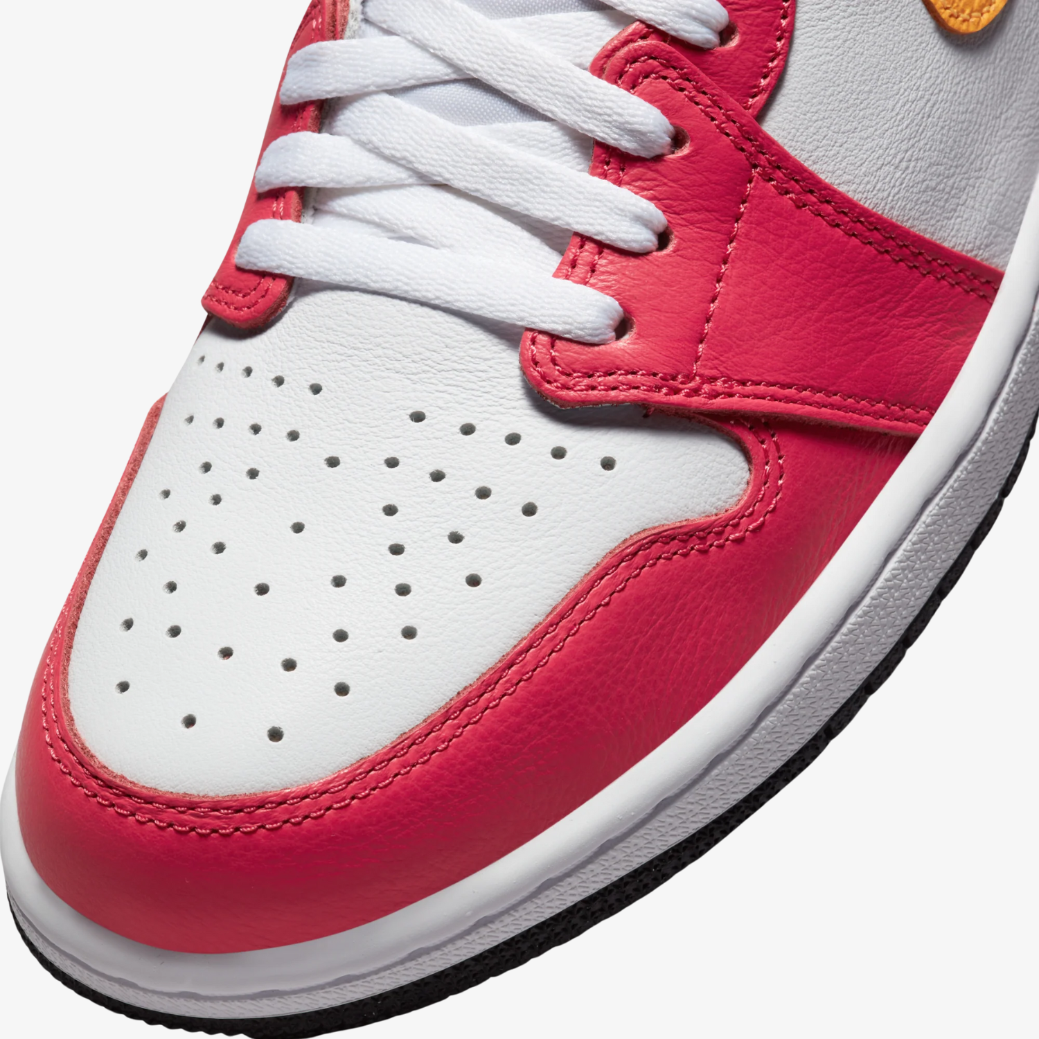 Air Jordan 1 Retro High OG "Light Fusion Red"