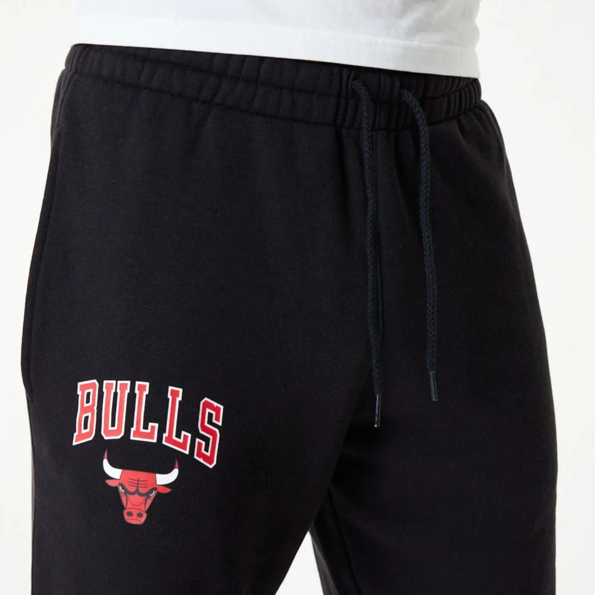 Pantaloni Lungi Chicago Bulls x New Era NBA "Black"
