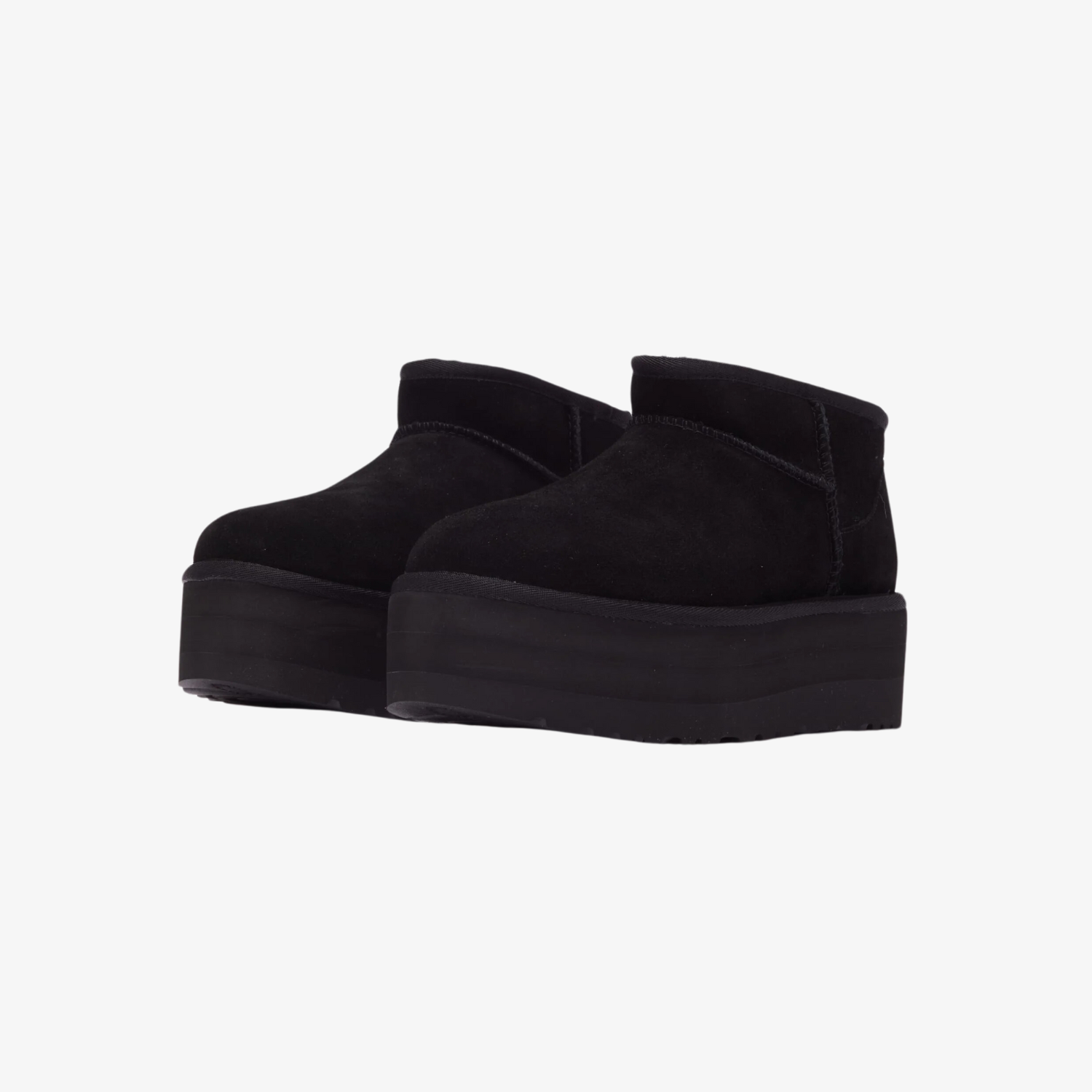 UGG-Ultra-Mini-Platform-Black-unfazed-2