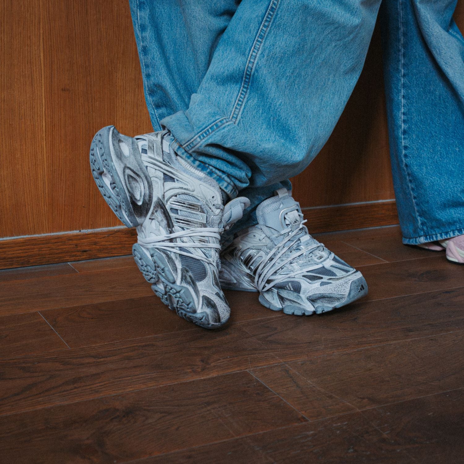 Adidas XLG Runner Deluxe "Gray"