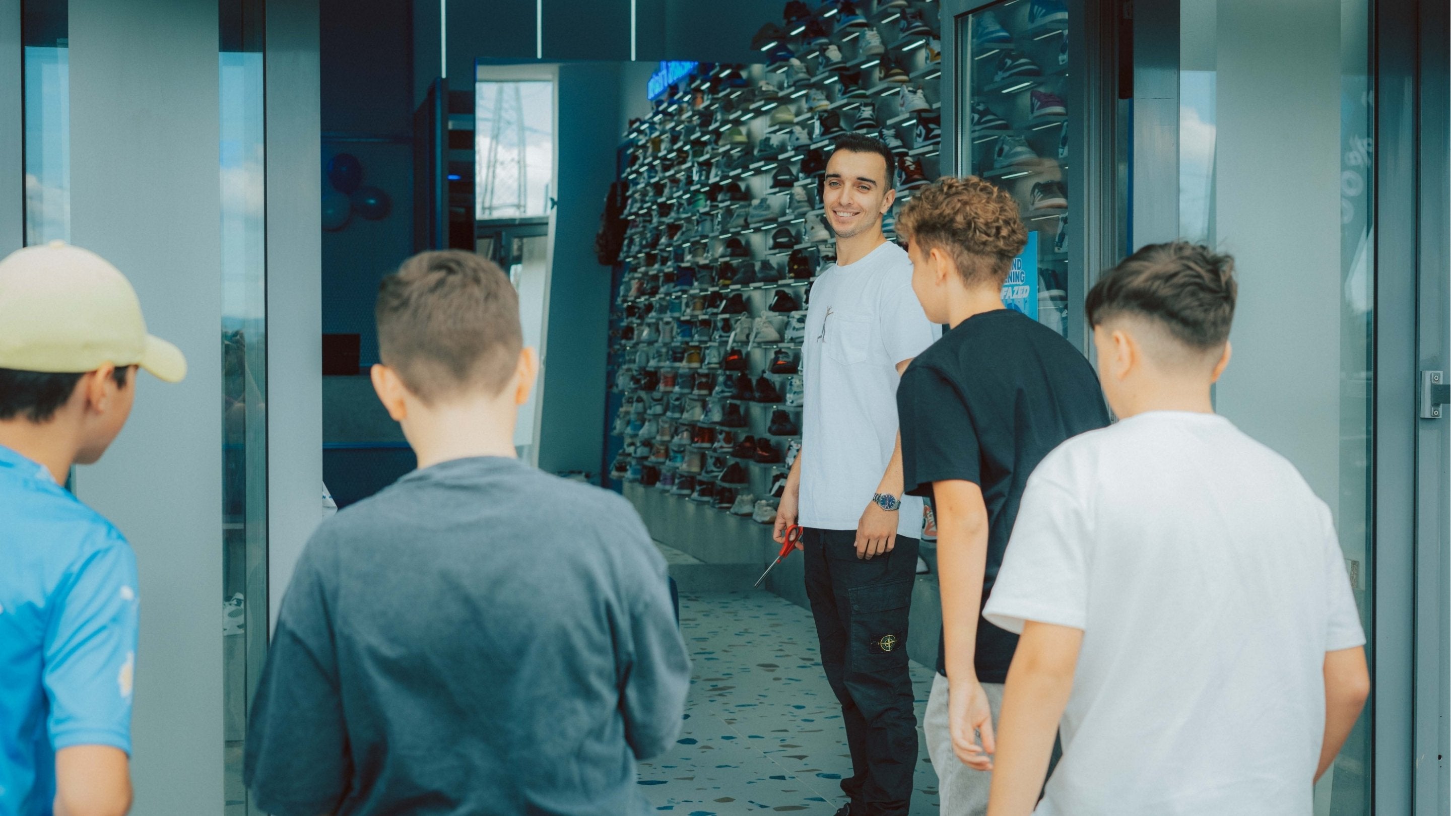 Supreme - Modele Limitate si Piese Exclusive | Unfazed