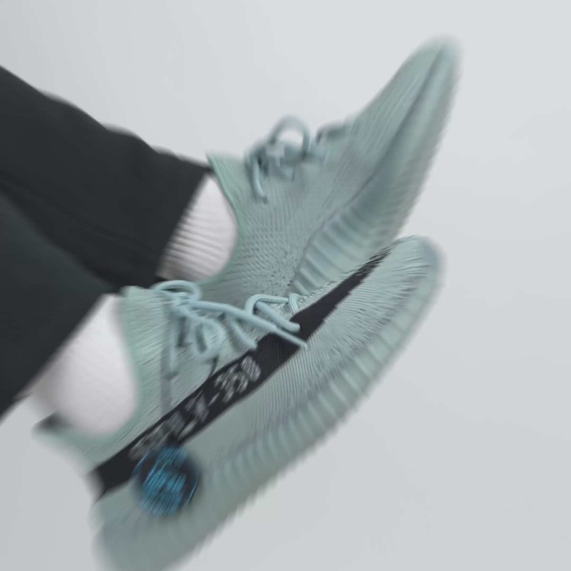 Yeezy Boost 350 V2 