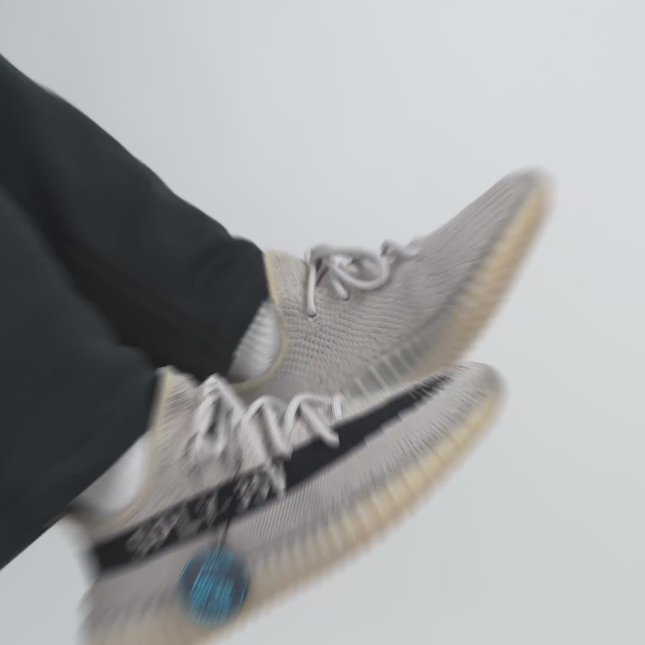 Yeezy Boost 350 V2 