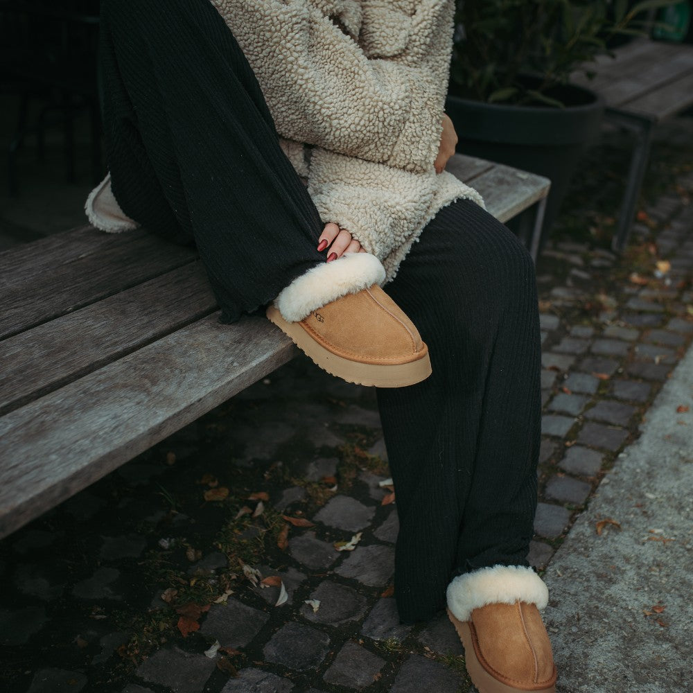 UGG Disquette Slipper "Chestnut"