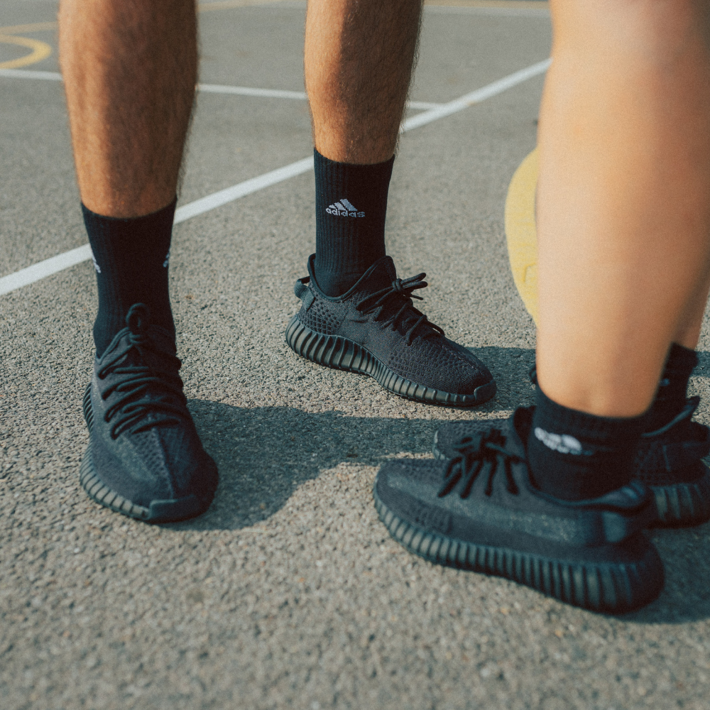 Yeezy Boost 350 V2 "Onyx"